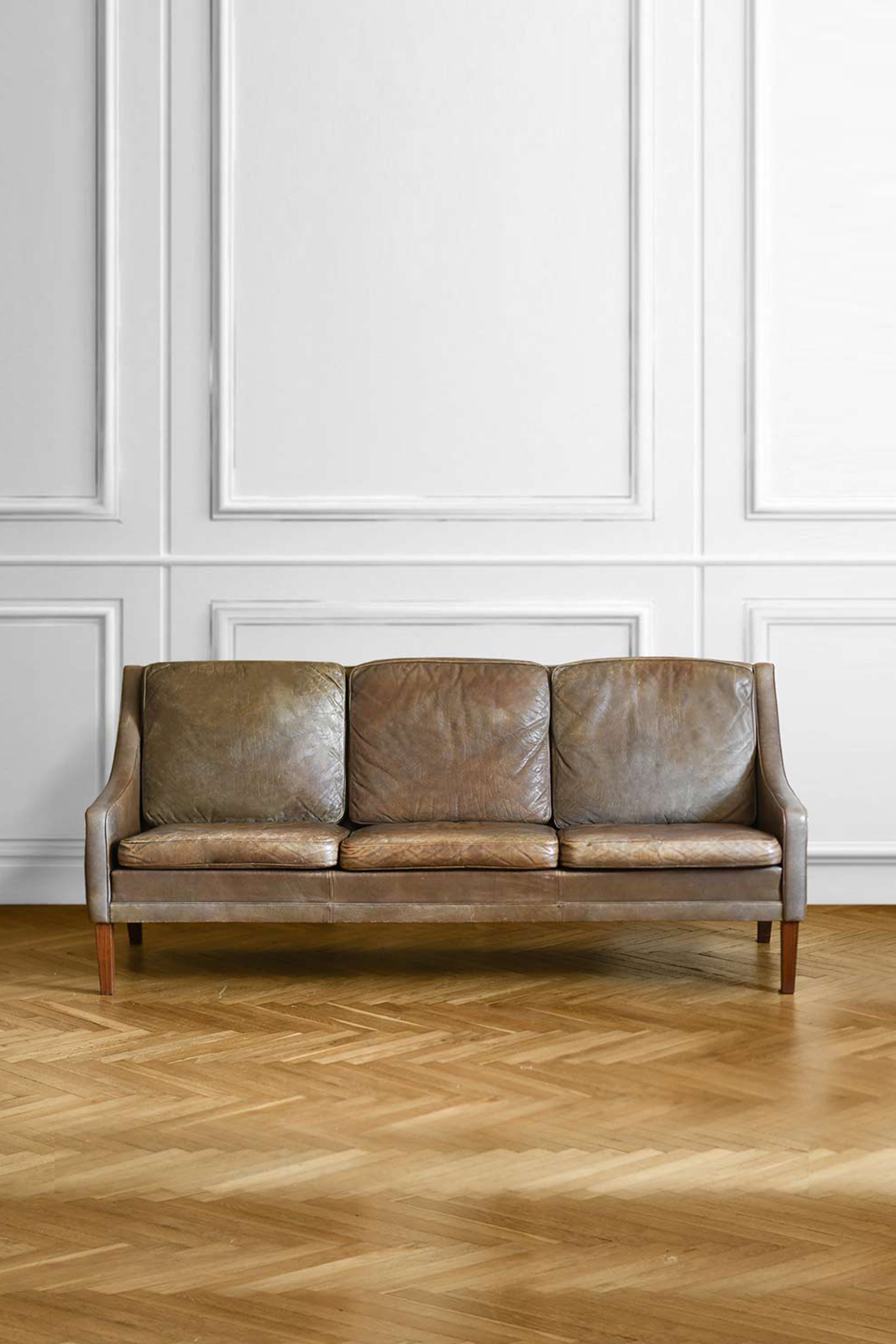 Leather sofa – Mid-century