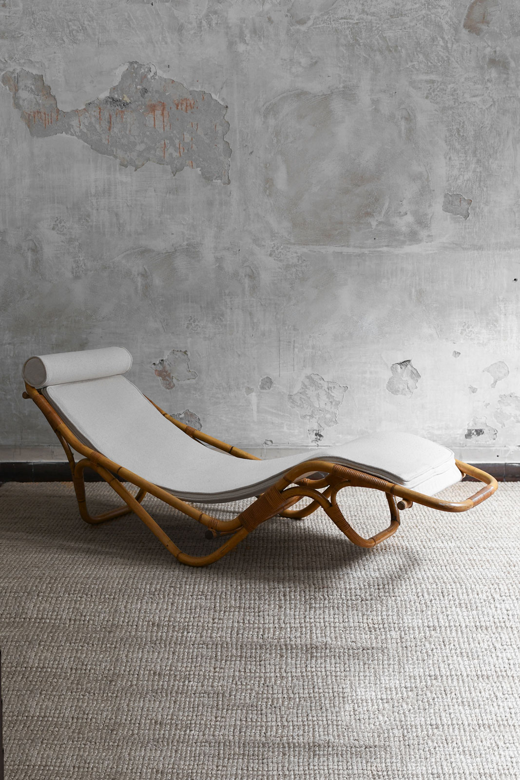 Up&Down model chaise longue designed by Fredrik Fogh for Bonacina – 1960
